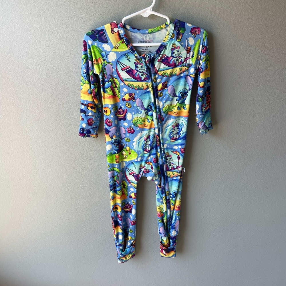 Secret Stock Reserve Luxe Lilo and Stitch Print Bamboo Sleeper Vibrant Colors